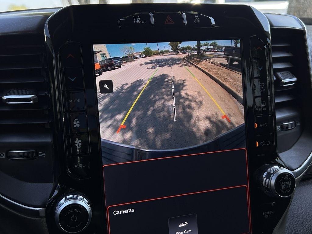 RAM 2500 Laramie Crew Cab SWB 4WD 2024