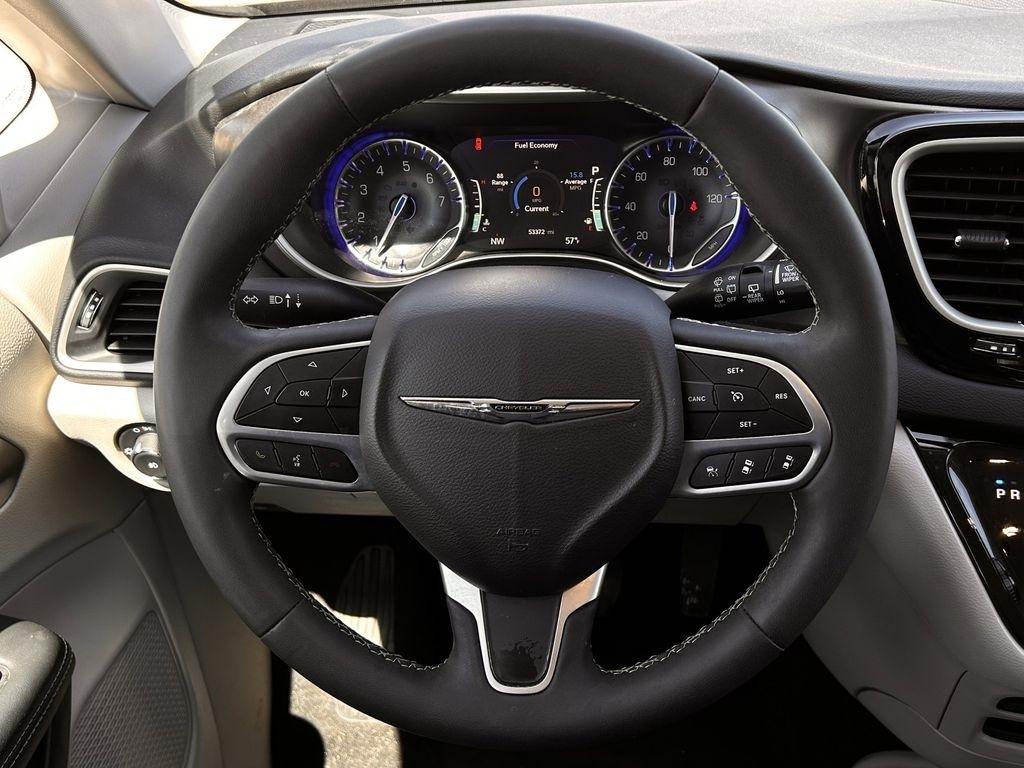 Chrysler Pacifica Touring L 2024