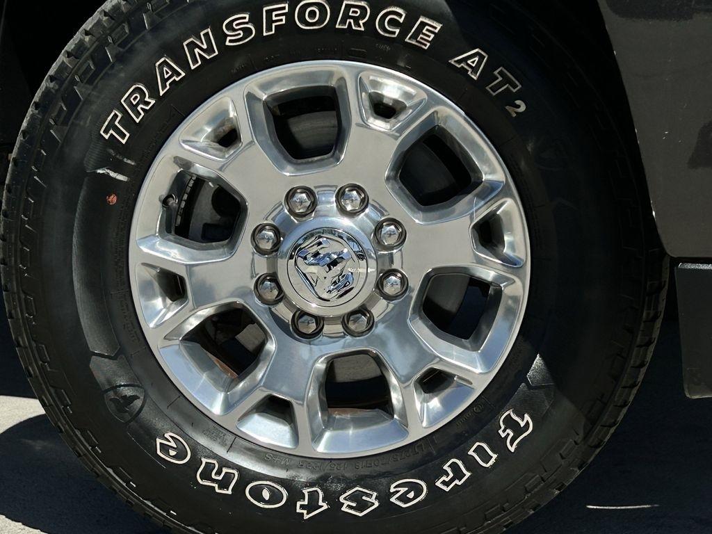 RAM 2500 Laramie Crew Cab SWB 4WD 2024