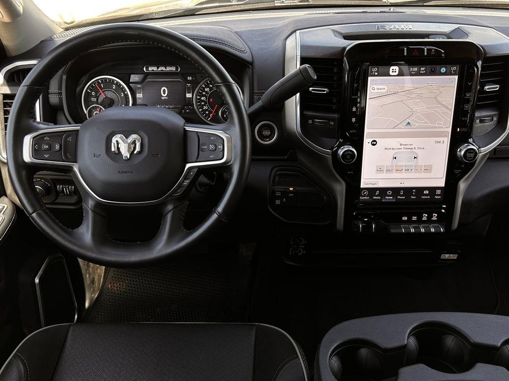 RAM 2500 Laramie Crew Cab SWB 4WD 2024