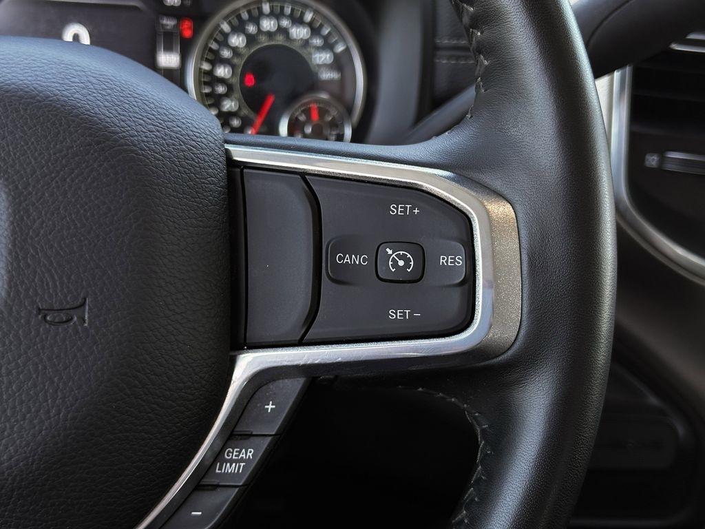 RAM 2500 Laramie Crew Cab SWB 4WD 2024