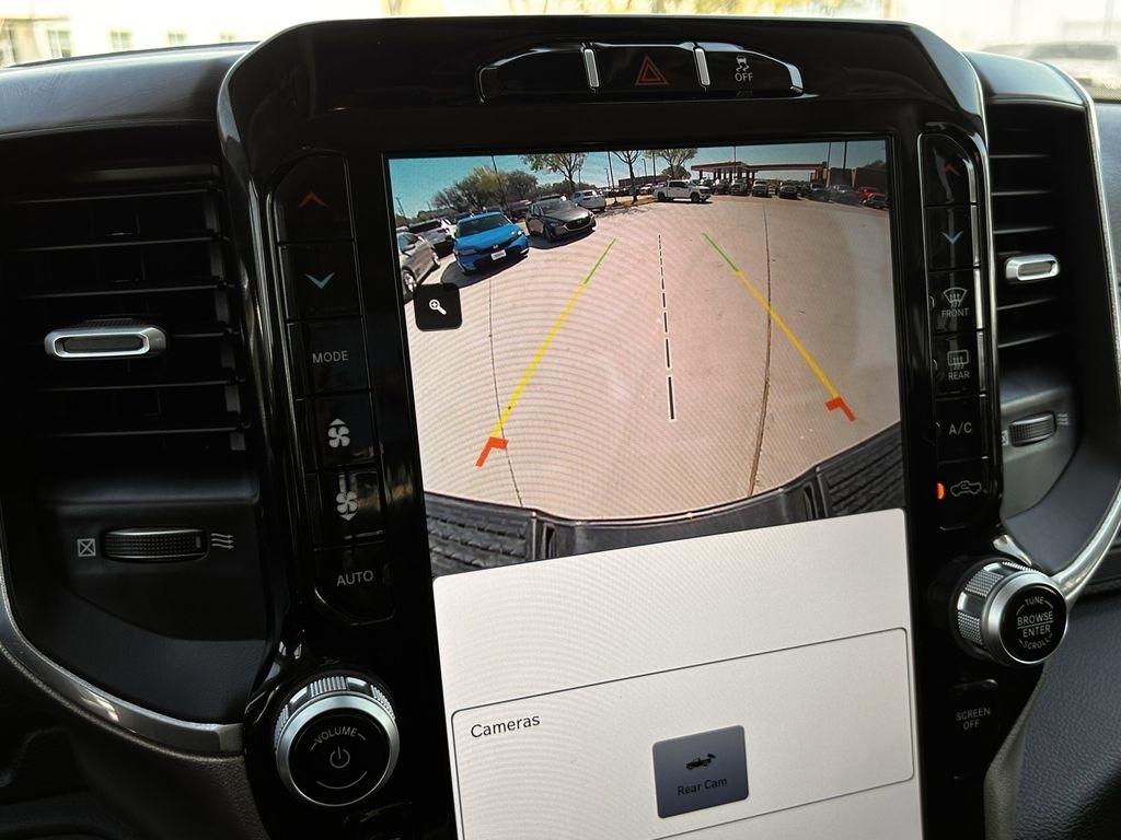 RAM 2500 Laramie Crew Cab SWB 4WD 2024