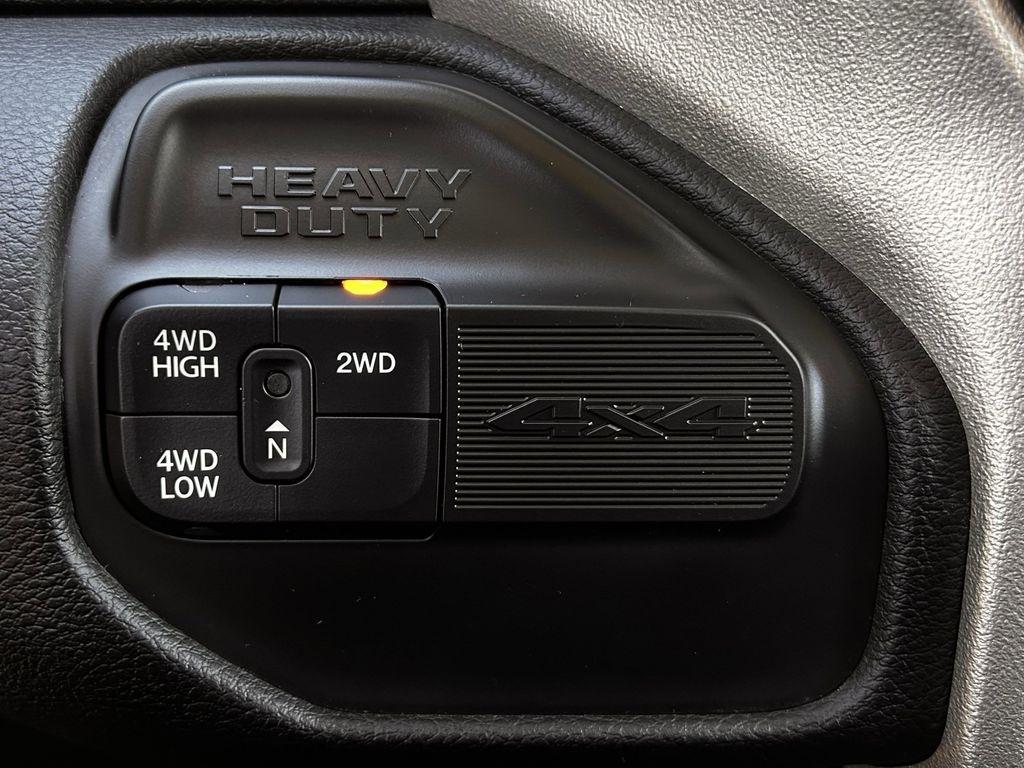 RAM 2500 Laramie Crew Cab SWB 4WD 2024