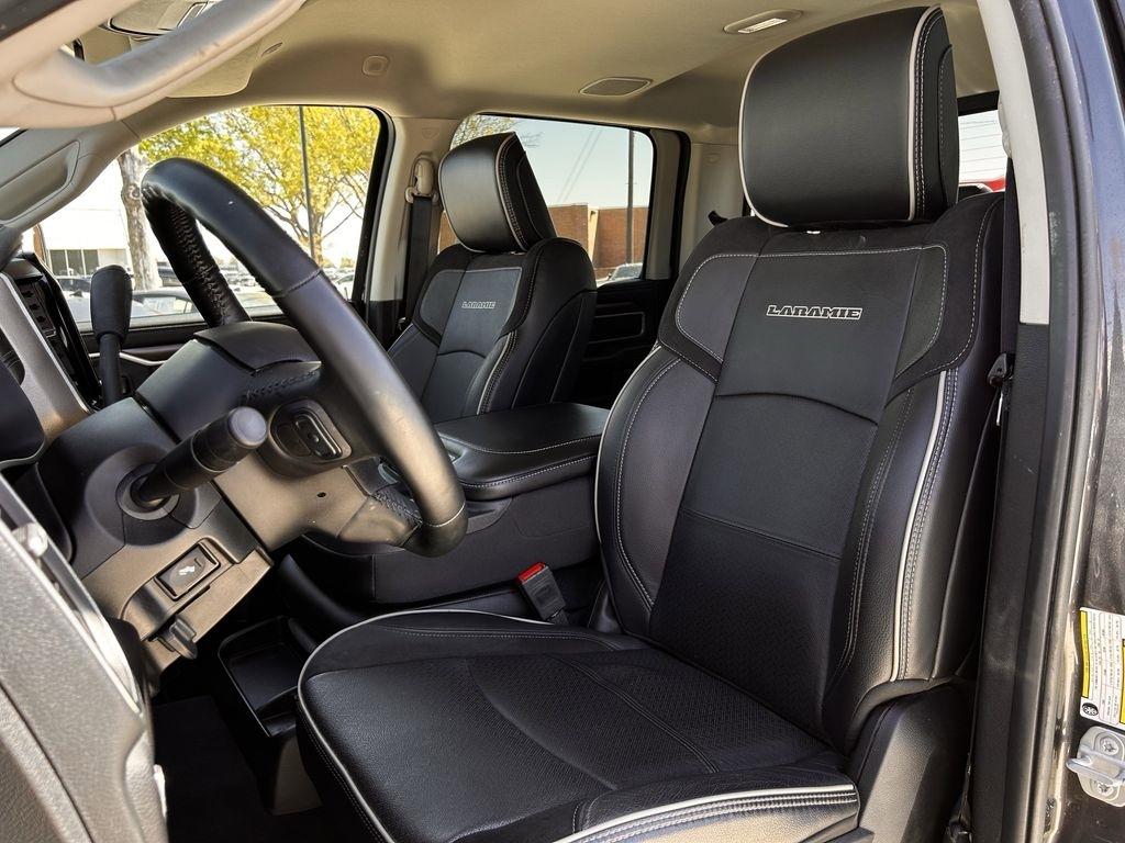 RAM 2500 Laramie Crew Cab SWB 4WD 2024