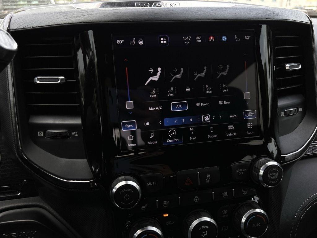 RAM 2500 Limited Mega Cab 4WD 2023