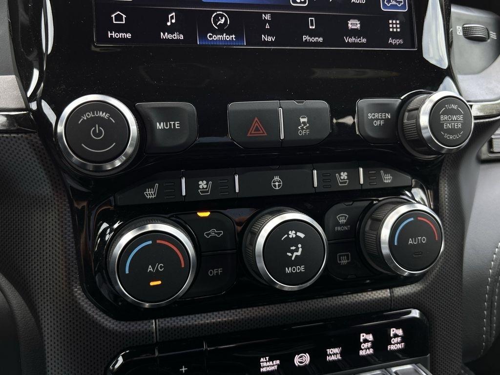 RAM 2500 Limited Mega Cab 4WD 2023