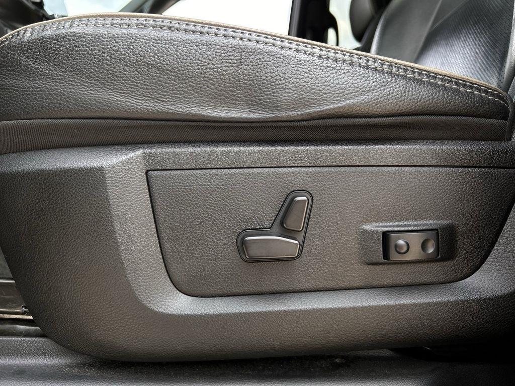 RAM 2500 Limited Mega Cab 4WD 2023