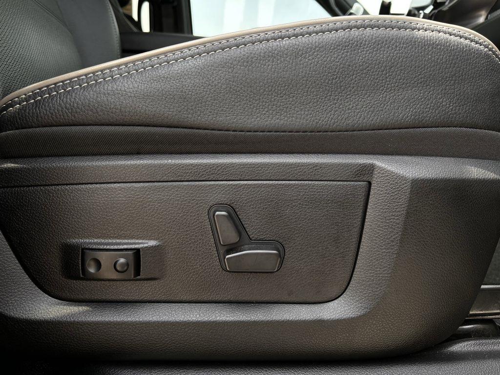 RAM 2500 Limited Mega Cab 4WD 2023