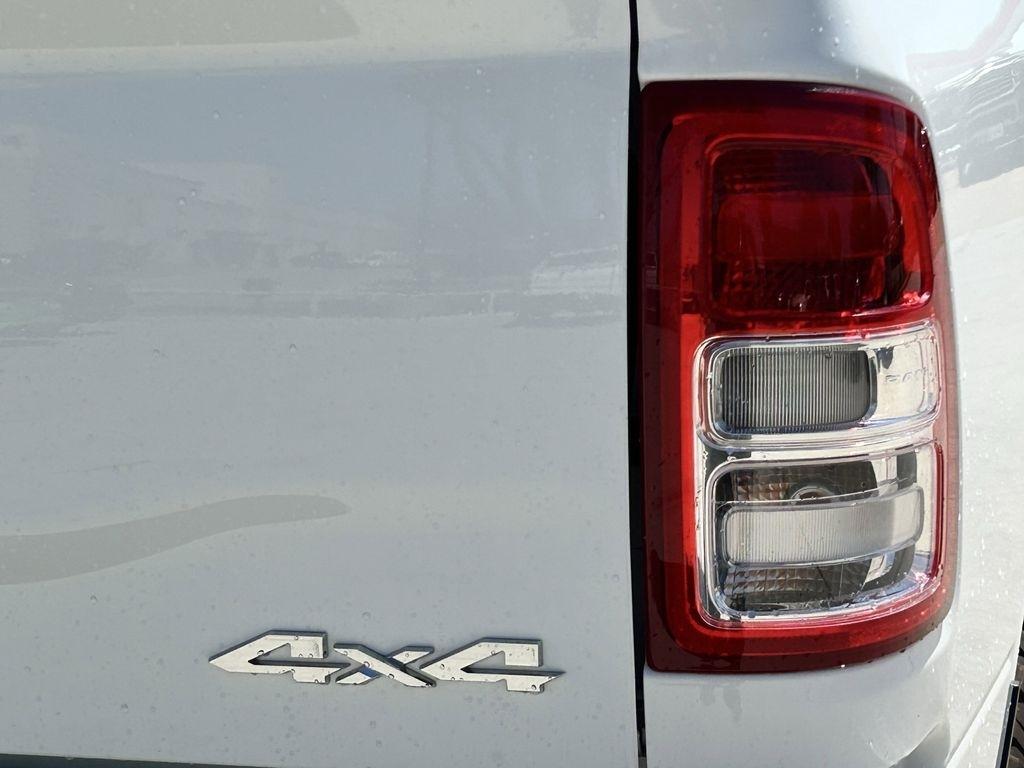 RAM 2500 Tradesman Crew Cab SWB 4WD 2024