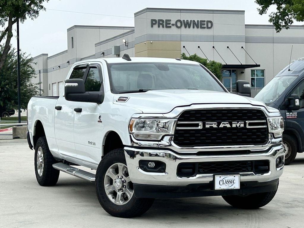 RAM 2500 Tradesman Crew Cab SWB 4WD 2024
