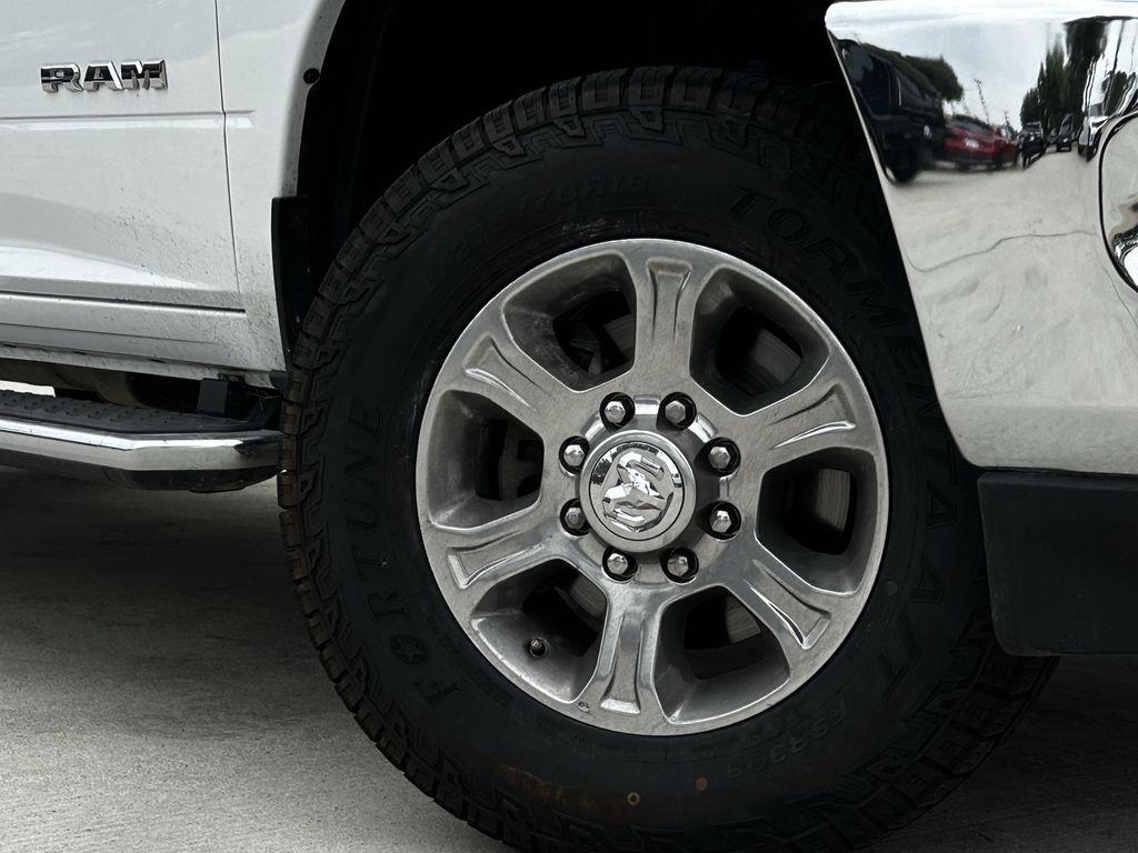 RAM 2500 Tradesman Crew Cab SWB 4WD 2024