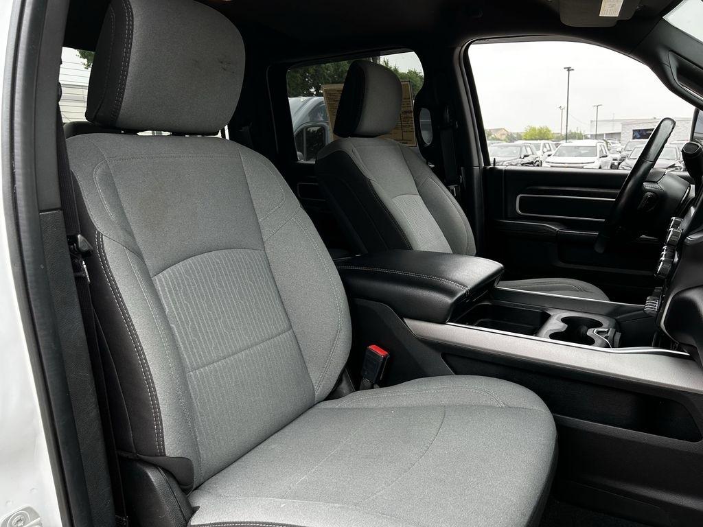 RAM 2500 Tradesman Crew Cab SWB 4WD 2024