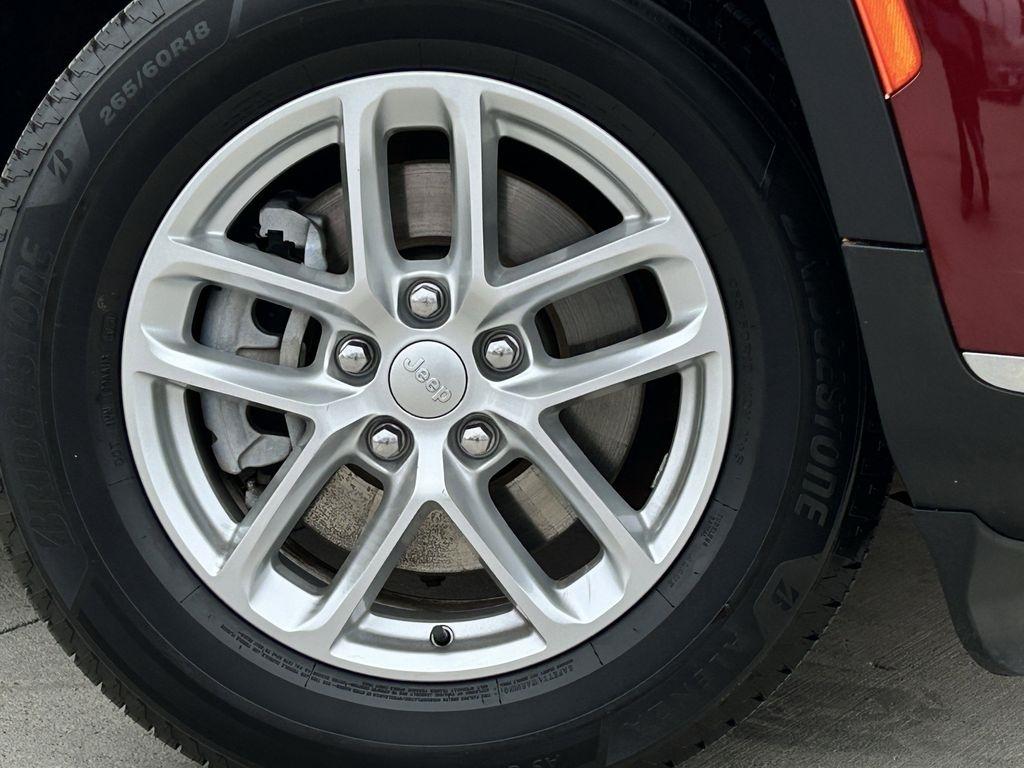 Jeep Grand Cherokee L Laredo 2023