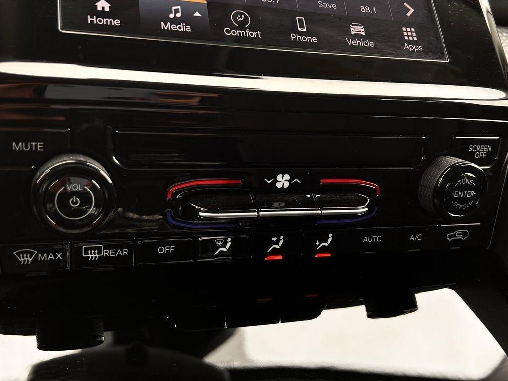 Jeep Grand Cherokee L Laredo 2023