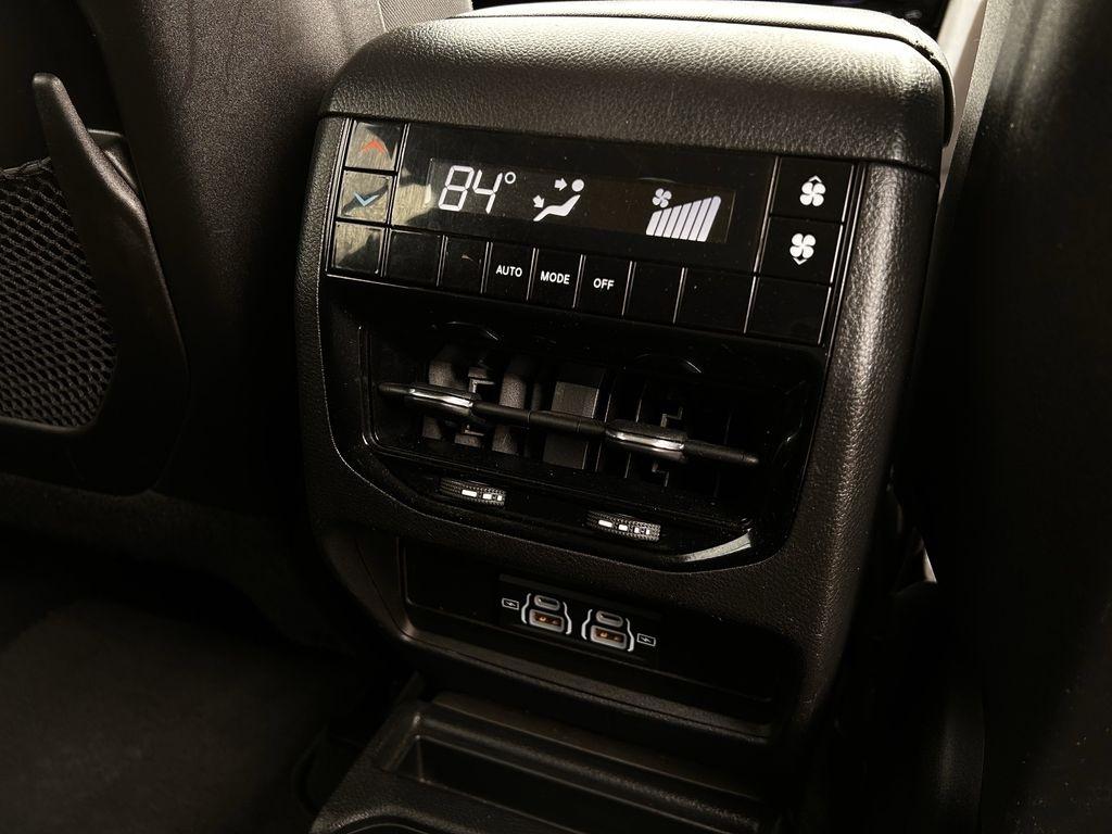 Jeep Grand Cherokee L Laredo 2023