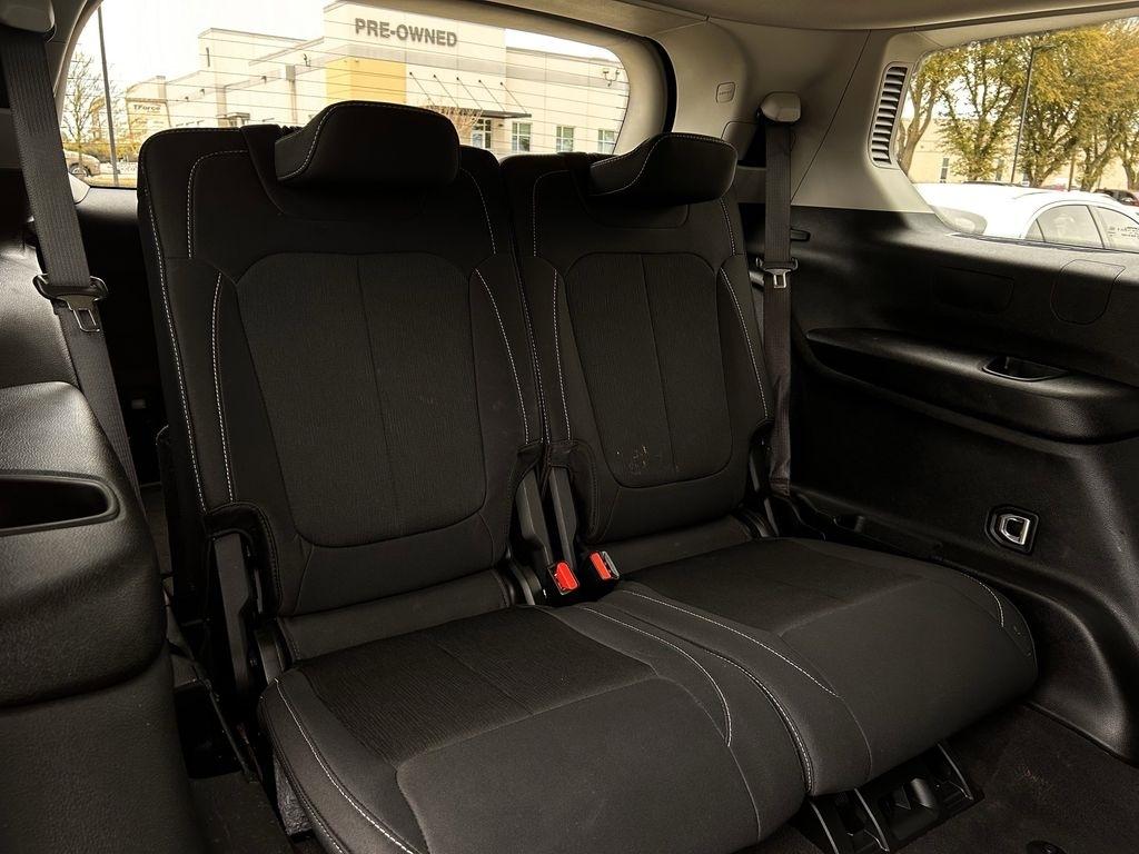 Jeep Grand Cherokee L Laredo 2023