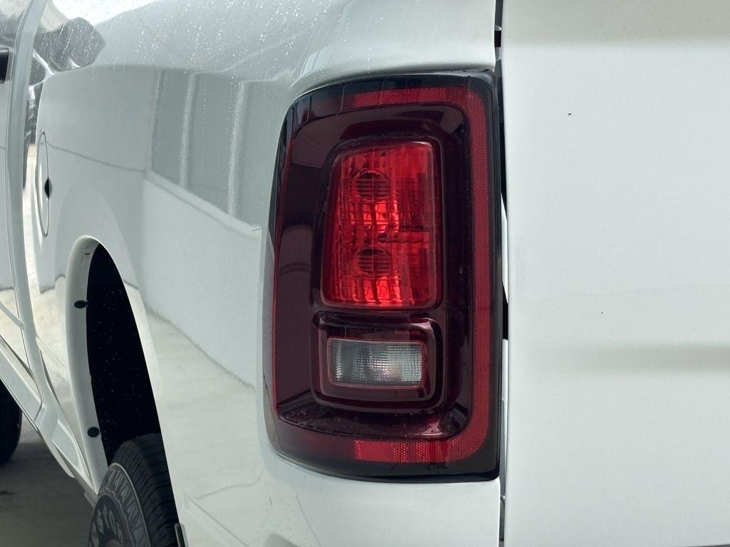 RAM 2500 Tradesman Crew Cab SWB 4WD 2026