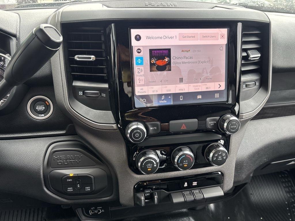 RAM 2500 Tradesman Crew Cab SWB 4WD 2026