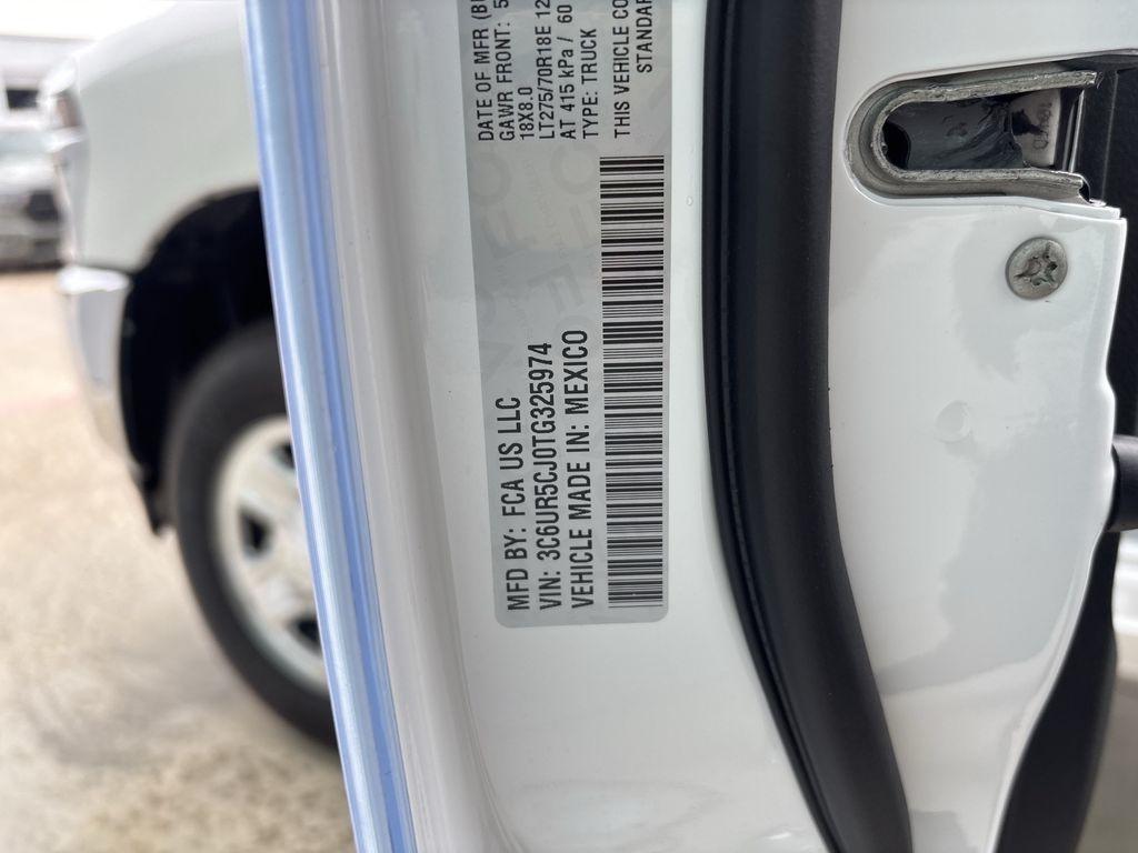 RAM 2500 Tradesman Crew Cab SWB 4WD 2026