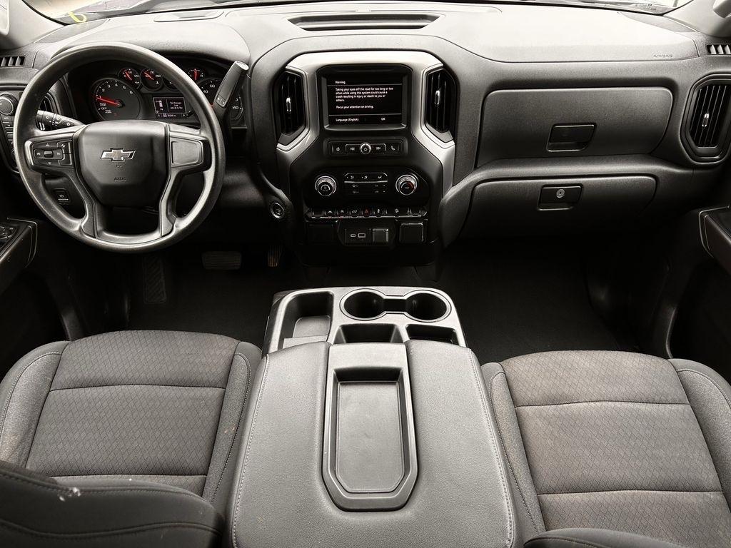 Chevrolet Silverado 1500 Trail Boss Custom Crew Cab 4WD 2024