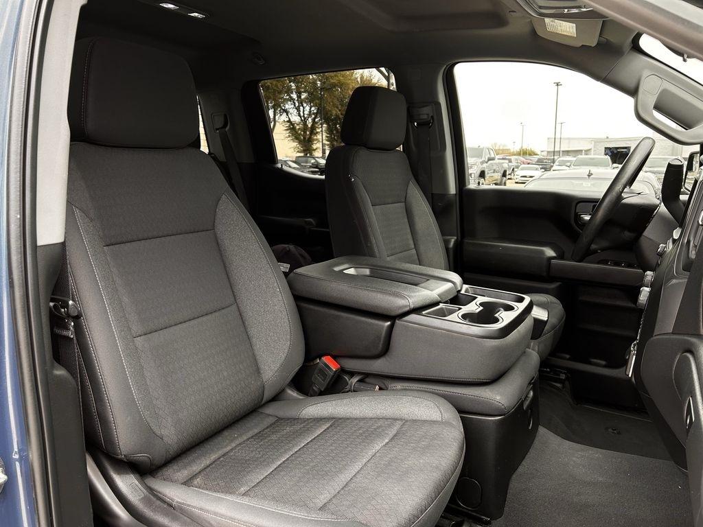Chevrolet Silverado 1500 Trail Boss Custom Crew Cab 4WD 2024
