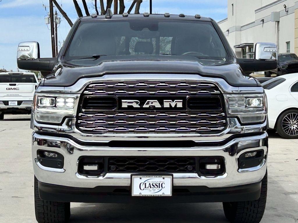 RAM 2500 Limited Mega Cab 4WD 2023