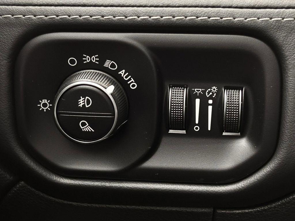 RAM 2500 Limited Mega Cab 4WD 2023