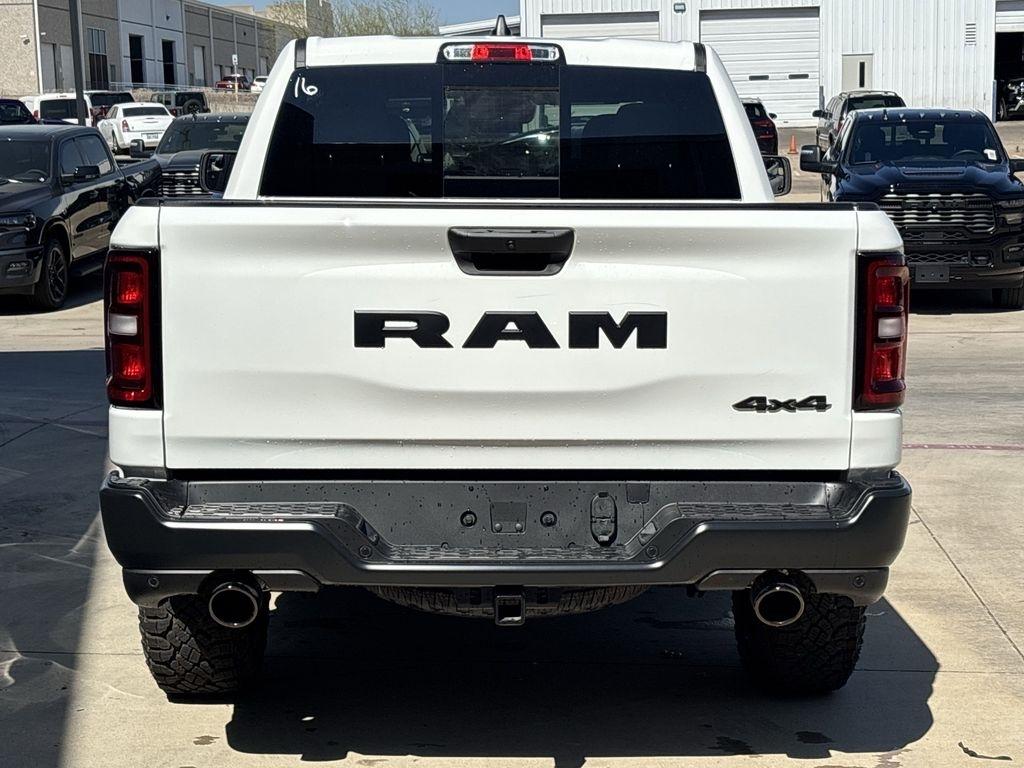 RAM 1500 Tradesman Crew Cab SWB 4WD 2026