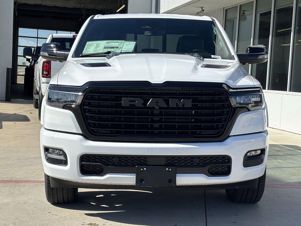 RAM 1500 Laramie Crew Cab SWB 4WD 2026