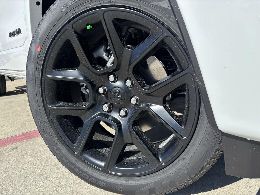 RAM 1500 Laramie Crew Cab SWB 4WD 2026