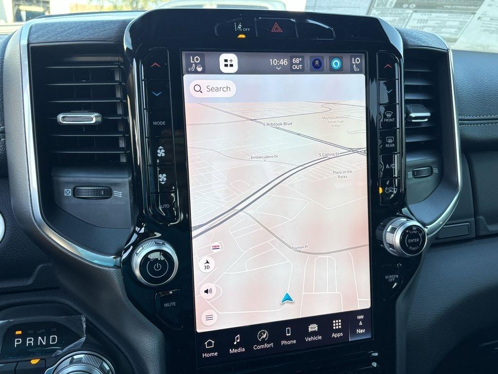 RAM 1500 Laramie Crew Cab SWB 4WD 2026