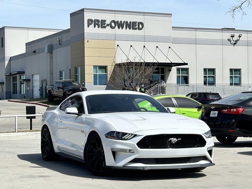 Ford Mustang GT Premium Coupe 2021