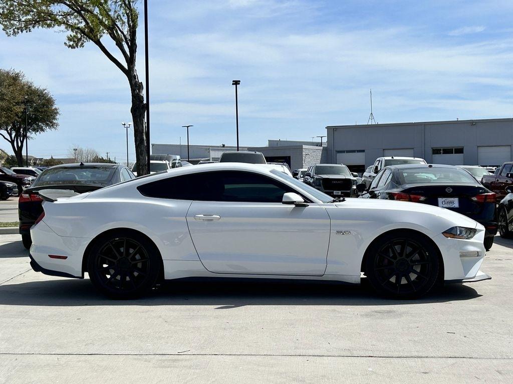 Ford Mustang GT Premium Coupe 2021