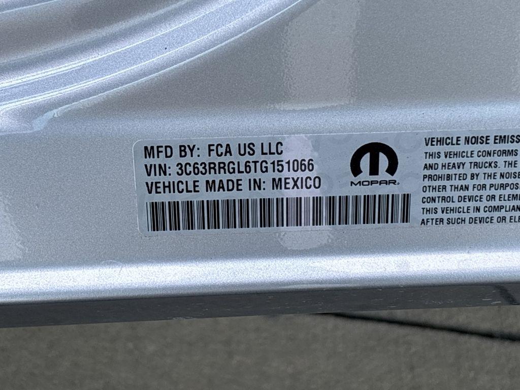 RAM 3500 Tradesman Crew Cab 4WD DRW 2026