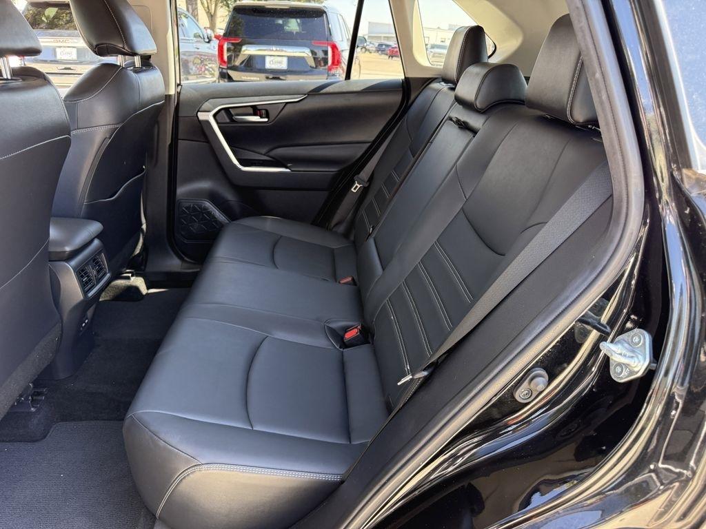 Toyota RAV4 XLE Premium 2022