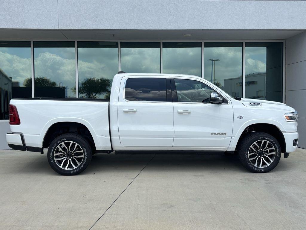 RAM 1500 Limited Crew Cab SWB 4WD 2026