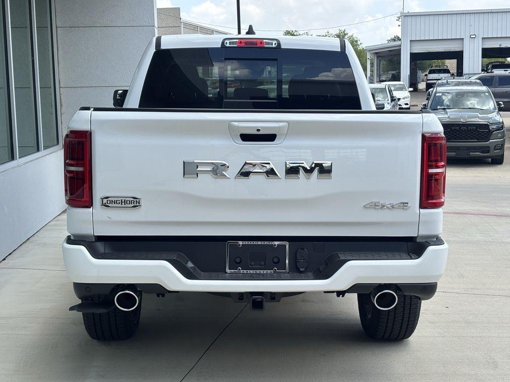 RAM 1500 Limited Crew Cab SWB 4WD 2026