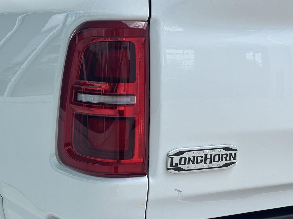 RAM 1500 Limited Crew Cab SWB 4WD 2026