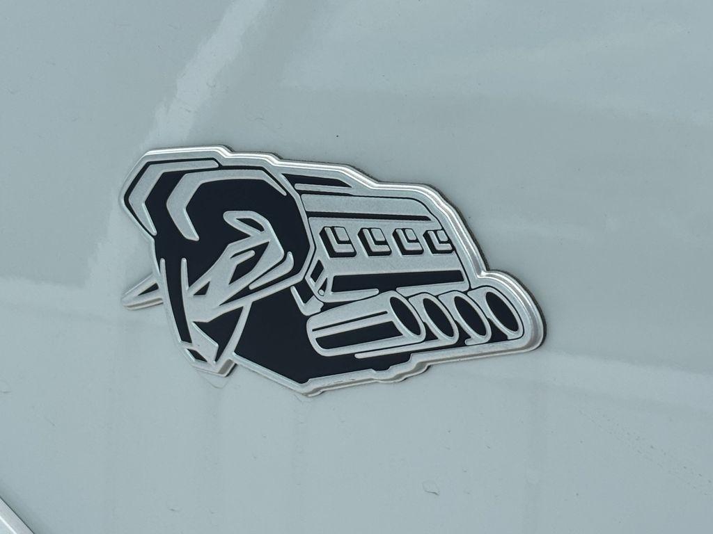 RAM 1500 Limited Crew Cab SWB 4WD 2026