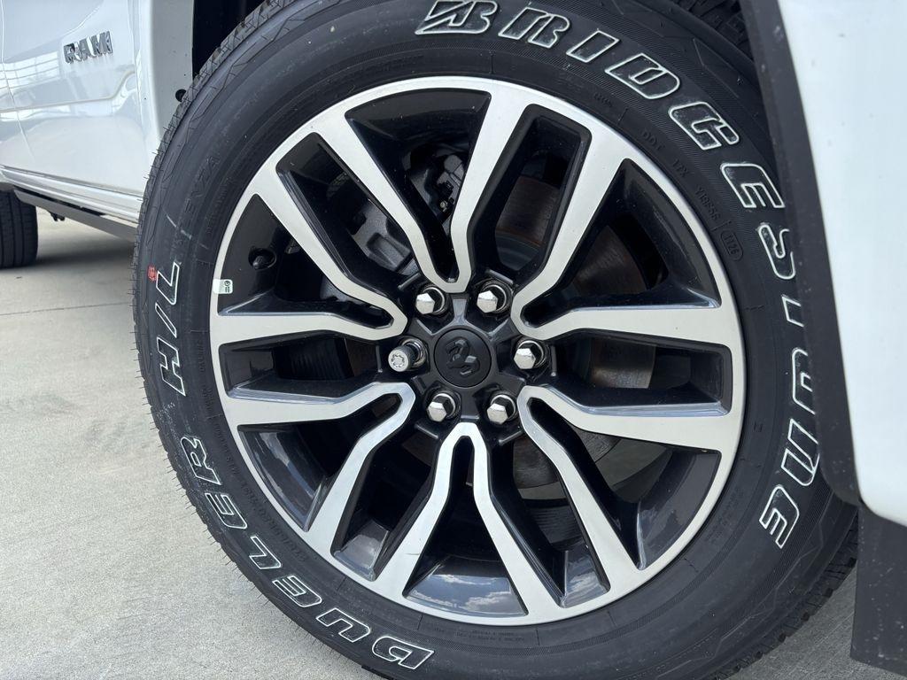RAM 1500 Limited Crew Cab SWB 4WD 2026