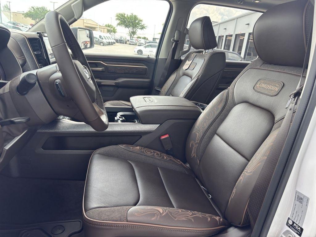 RAM 1500 Limited Crew Cab SWB 4WD 2026