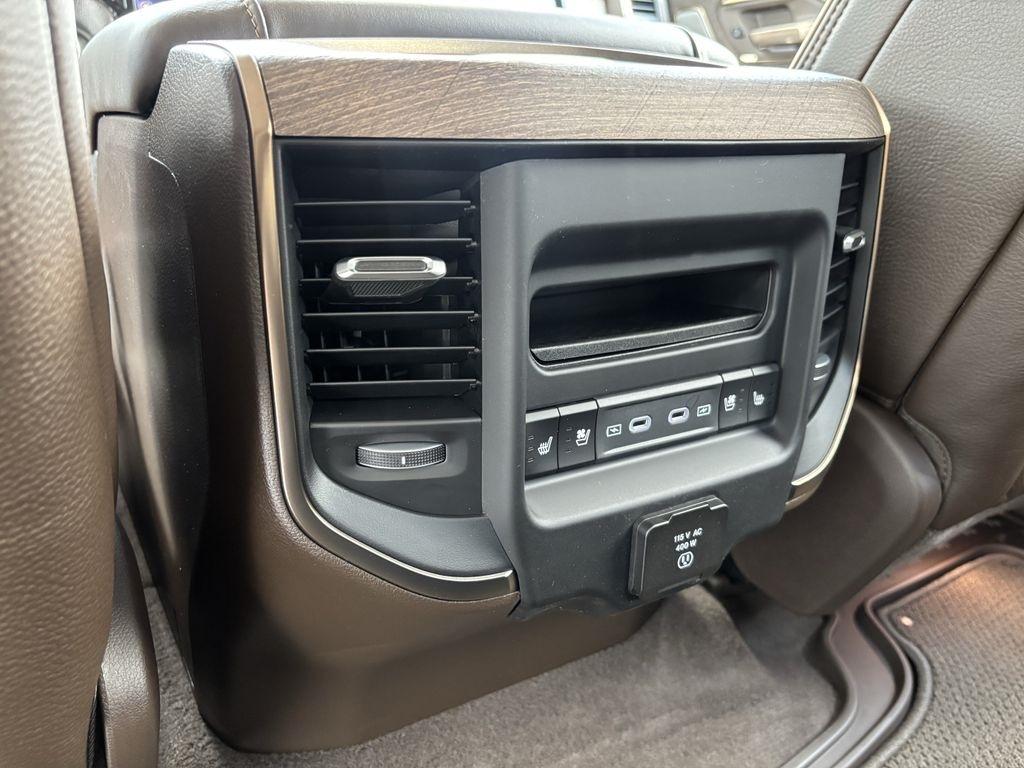 RAM 1500 Limited Crew Cab SWB 4WD 2026