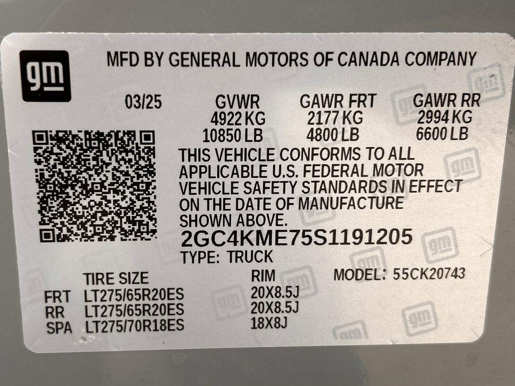 Chevrolet Silverado 2500HD Custom Crew Cab Long Box 4WD 2025