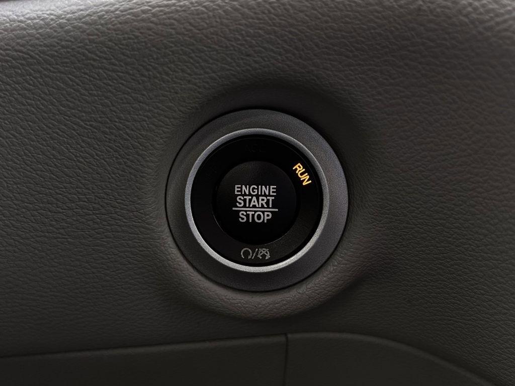 Chrysler Pacifica Touring 2017