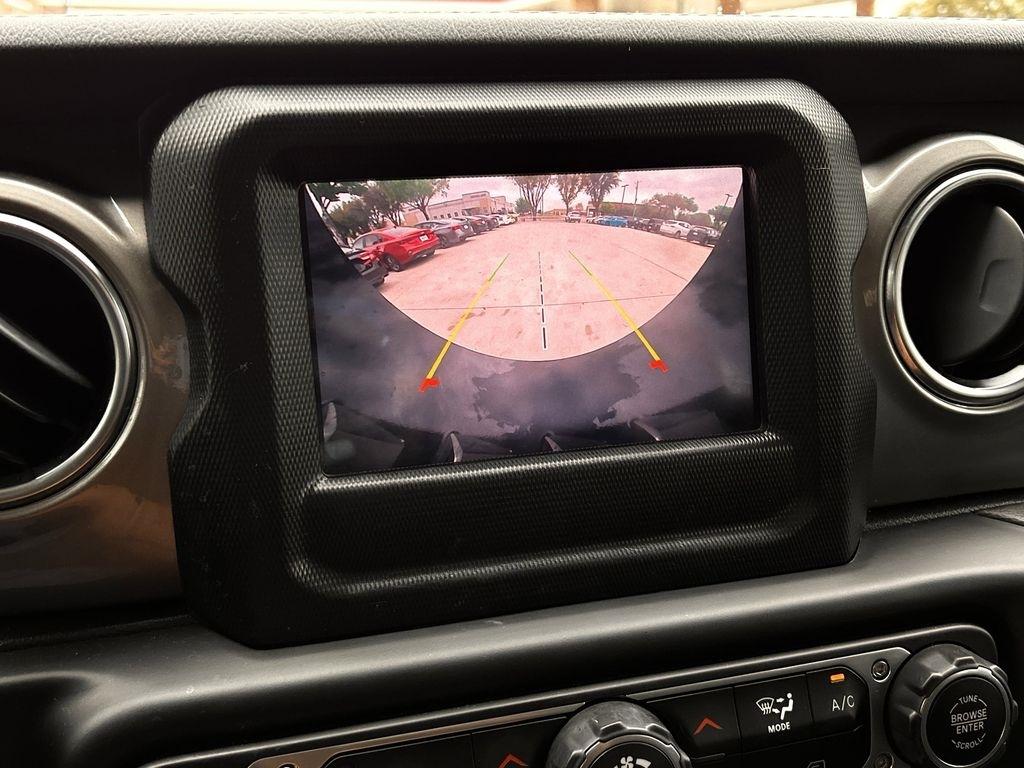 Jeep Wrangler Unlimited Sahara 2021