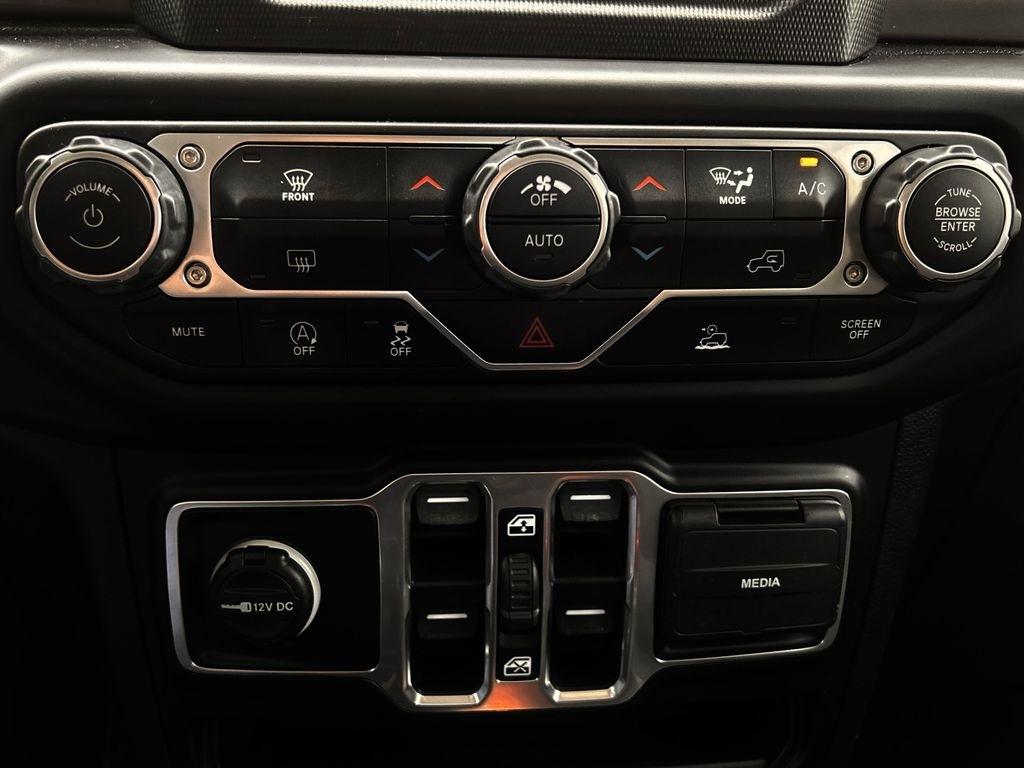 Jeep Wrangler Unlimited Sahara 2021