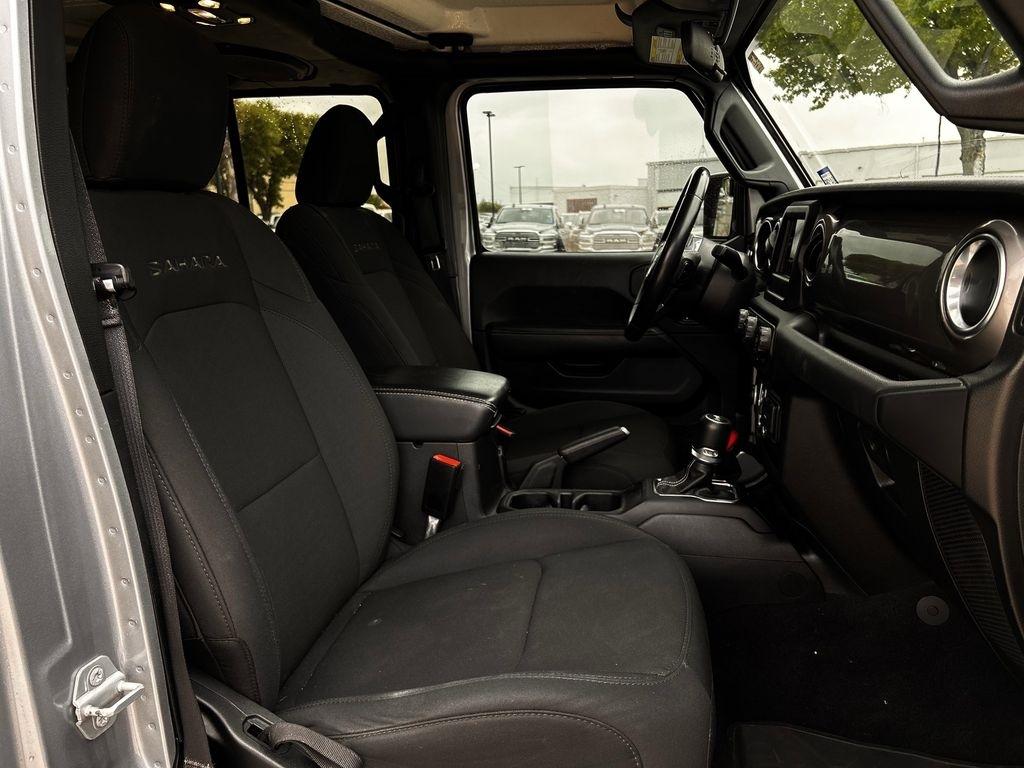 Jeep Wrangler Unlimited Sahara 2021