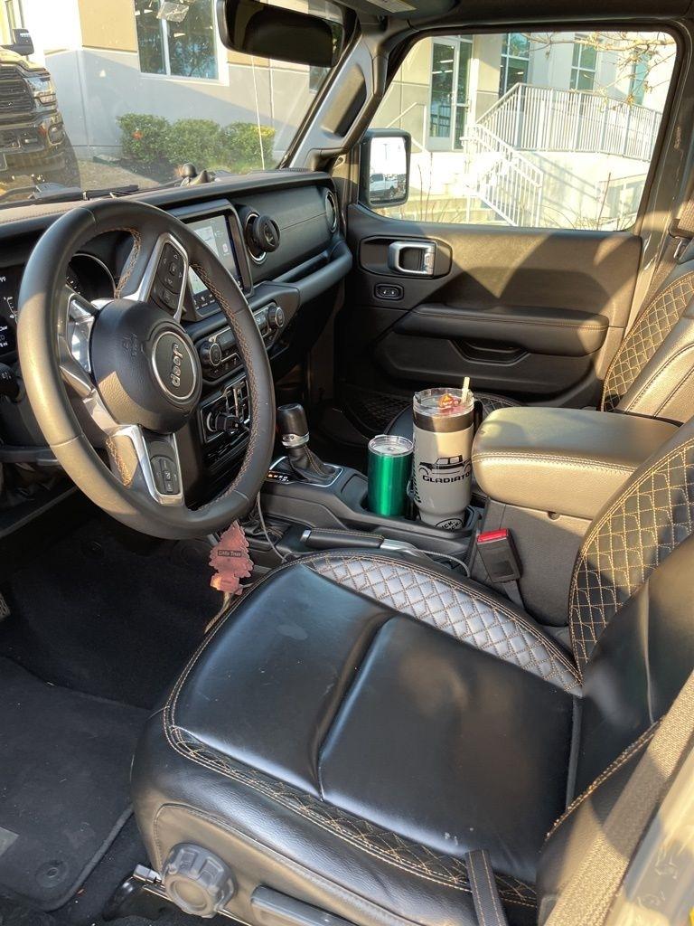 Jeep Gladiator Overland 2023