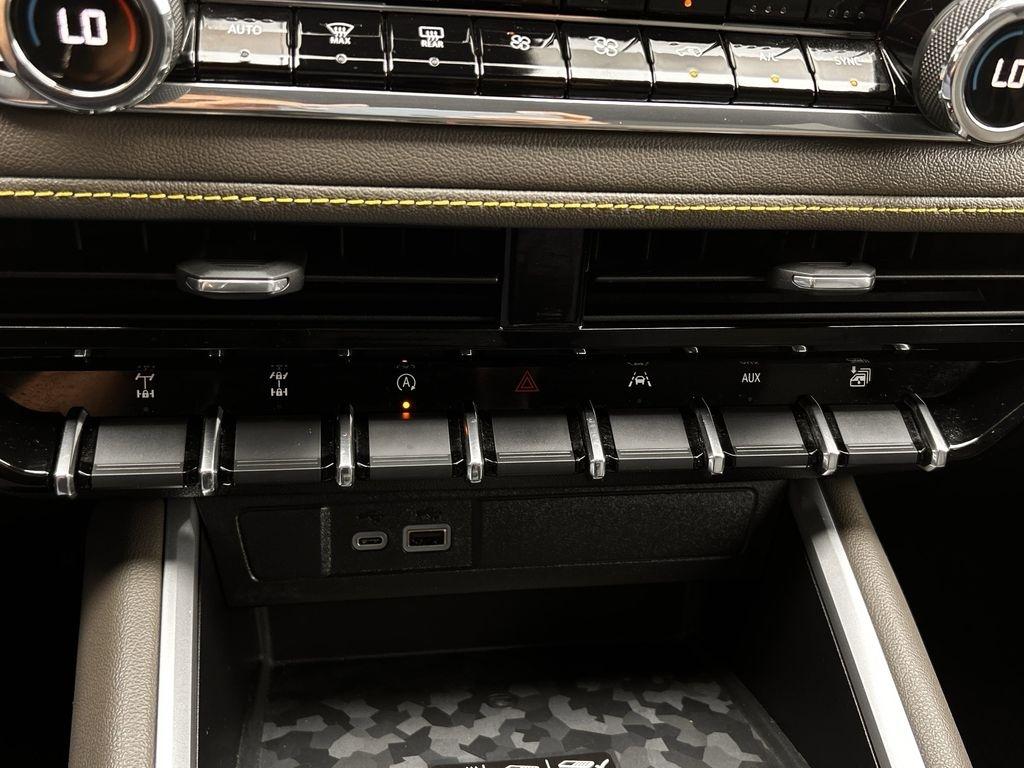 Chevrolet Colorado ZR2 Crew Cab 4WD 2024