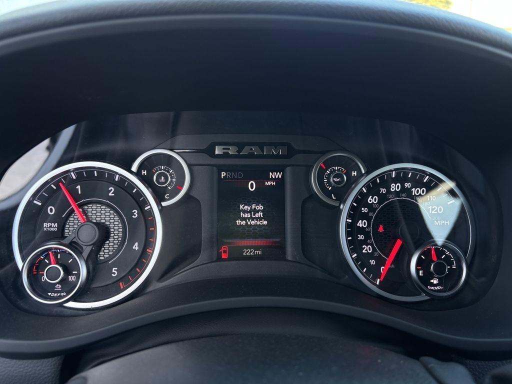 RAM 2500 Big Horn Crew Cab 4WD 2026